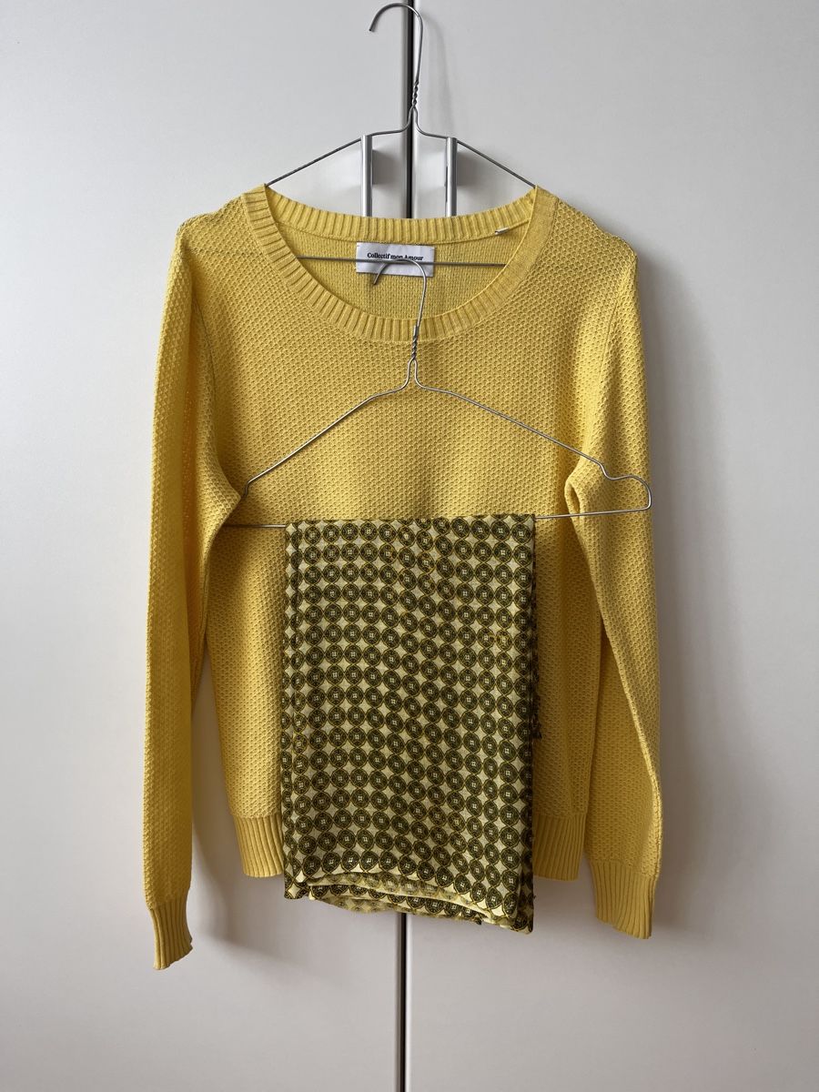 Collectif Mon Amour Lotti di vestiti: Collectif Mon Amour, Pullover gelb Gr. M mit Tuch – Usato da Zürich venduto da Kleanthy 2