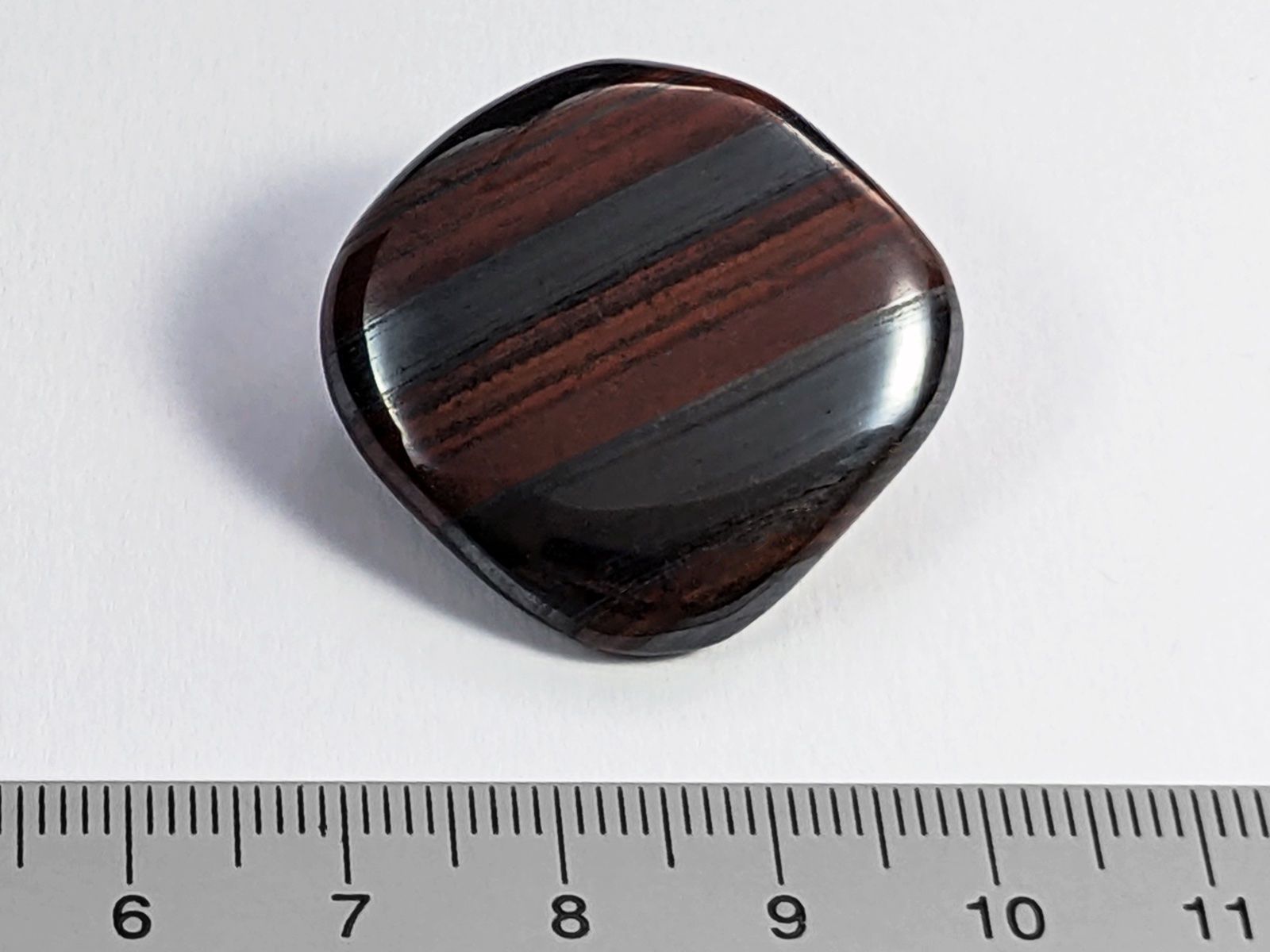Minerali & Pietre curative: Tigereisen 31mm – Nuovo e nell'imballaggio originale da Meilen venduto da StoneGarden