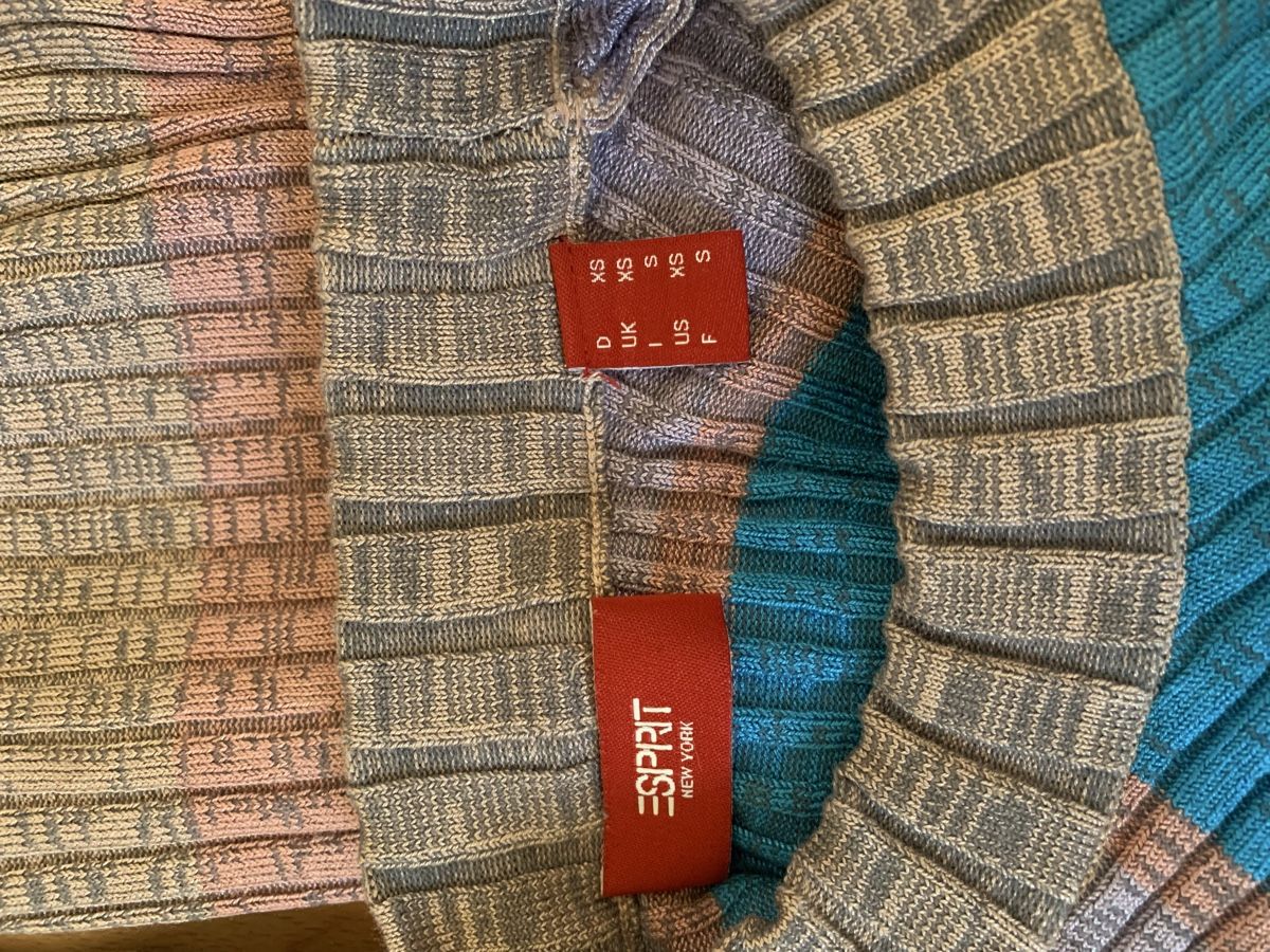 Esprit Pullover & Sweatshirts: Damen Pullover Esprit gestreift bunt Grösse XS – Gebraucht aus Zürich von bichsumuesli 1