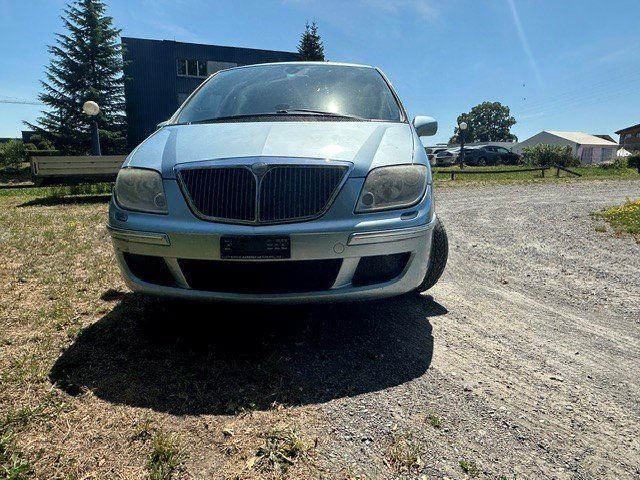 Lancia Automobili: Lancia Phedra 2.2 JTD – Usato da Baar venduto da dan_pq75