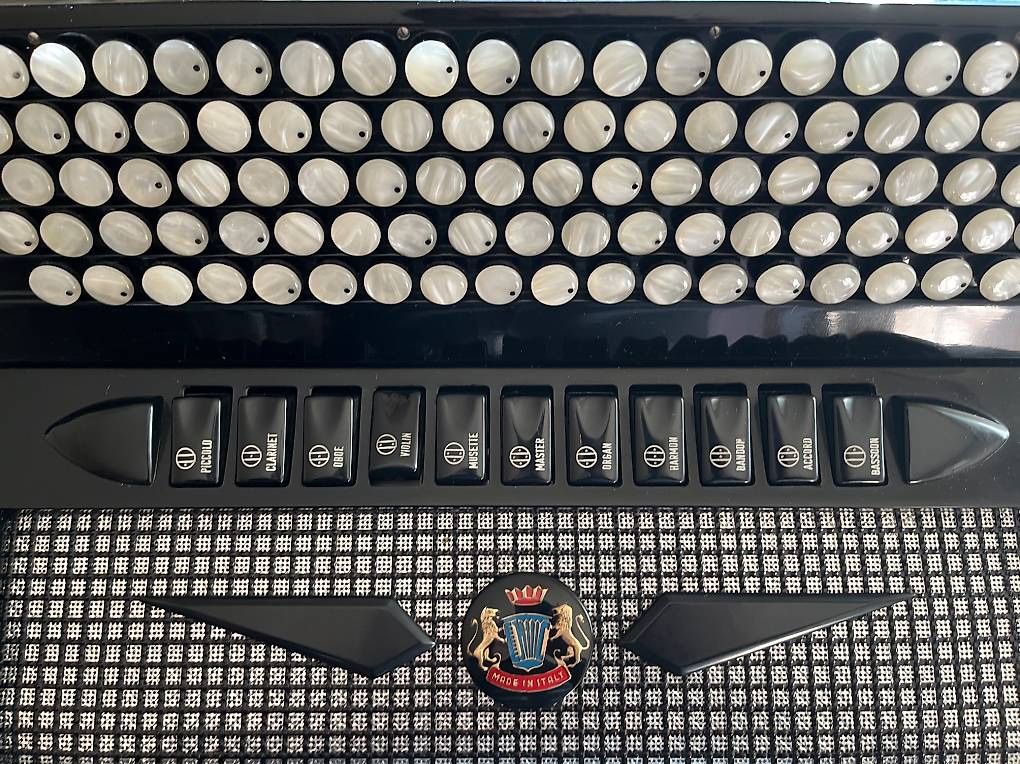 Strumenti musicali: Accordéon avec convertisseur – Usato da Martigny venduto da Cavag 2