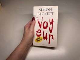 ROMAN: Simon Beckett, Voyeur