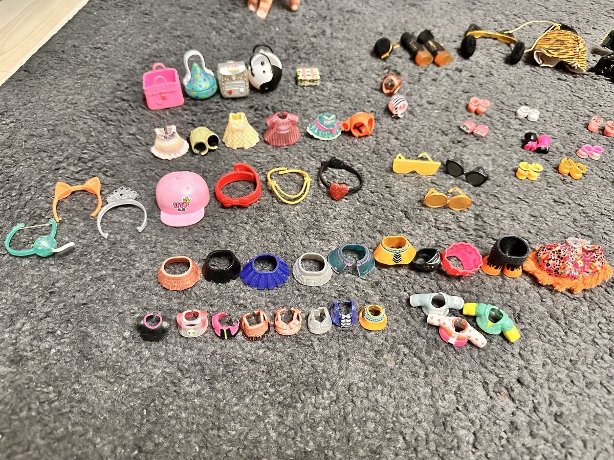 Spielzeuge: LOL Puppen Sammlung  – Gebraucht aus Wil SG von Kardii 2