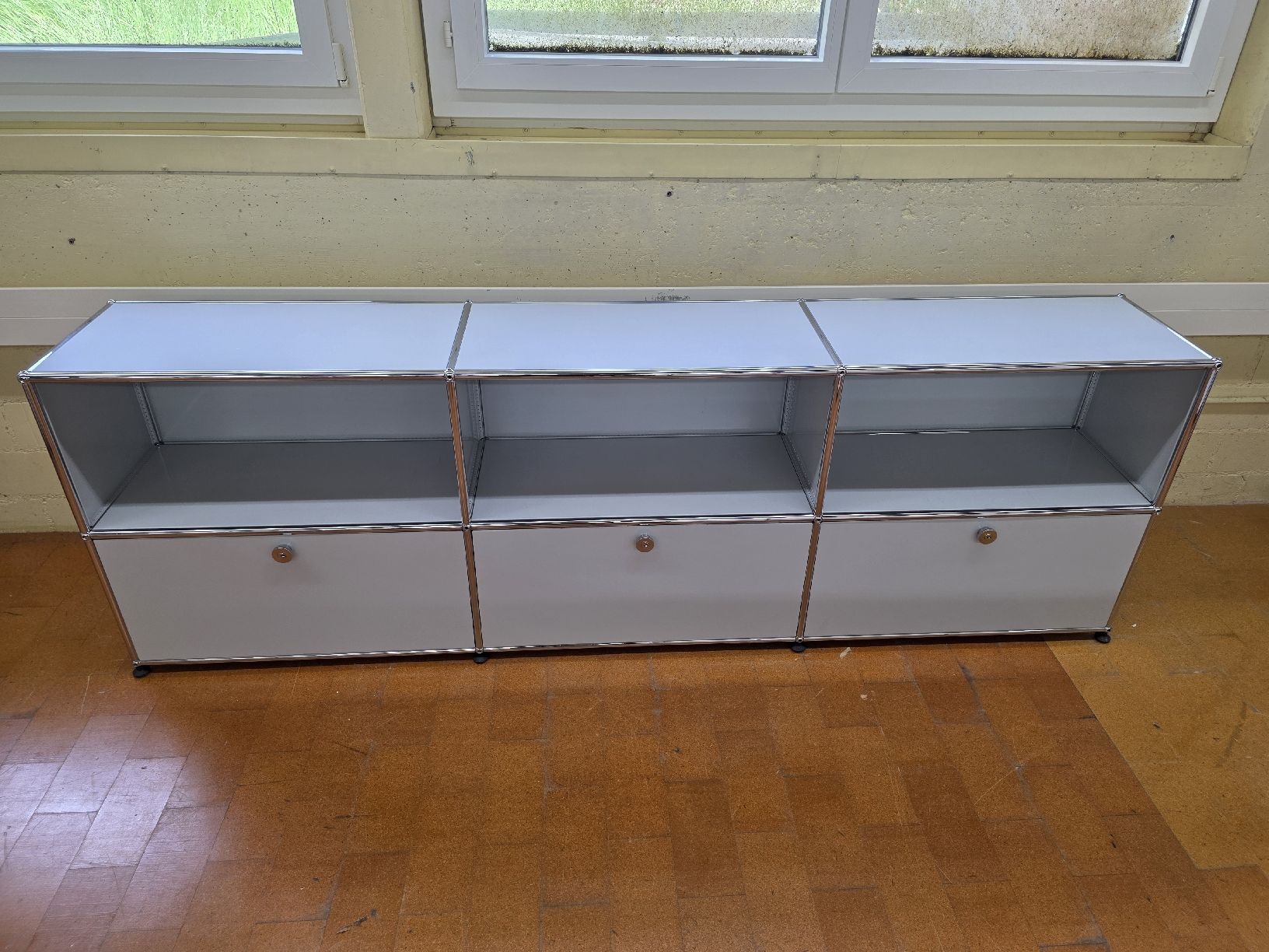 USM Scaffali: Designer Regal USM Haller grau – Usato da Lichtensteig venduto da Polsterwerk 3