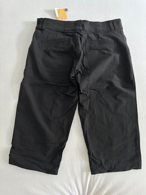 Pantaloni: Lole shorts – Nuovo (secondo la descrizione) da Dallenwil venduto da ZD2019