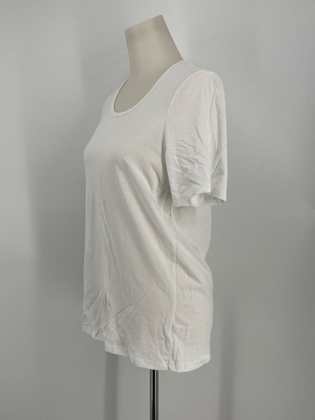 T-shirts: Basic Shirt Gr. XL Chicorée – D'occasion à Auenstein par moin. 1