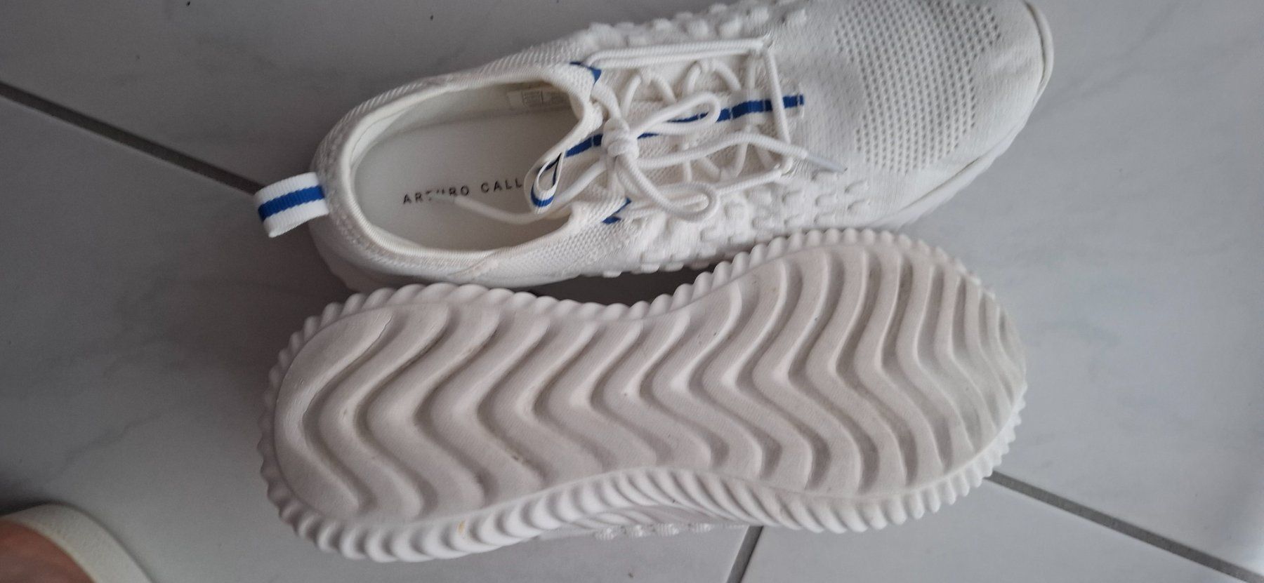 Scarpe da uomo: Arturo Calle Turnschuhe gr 43 – Usato da Ballwil venduto da fischli01 1