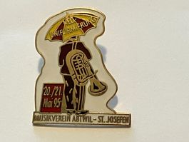 1 Pin Musikverein Abtwil St. Josefen Neuuniformierung 1995