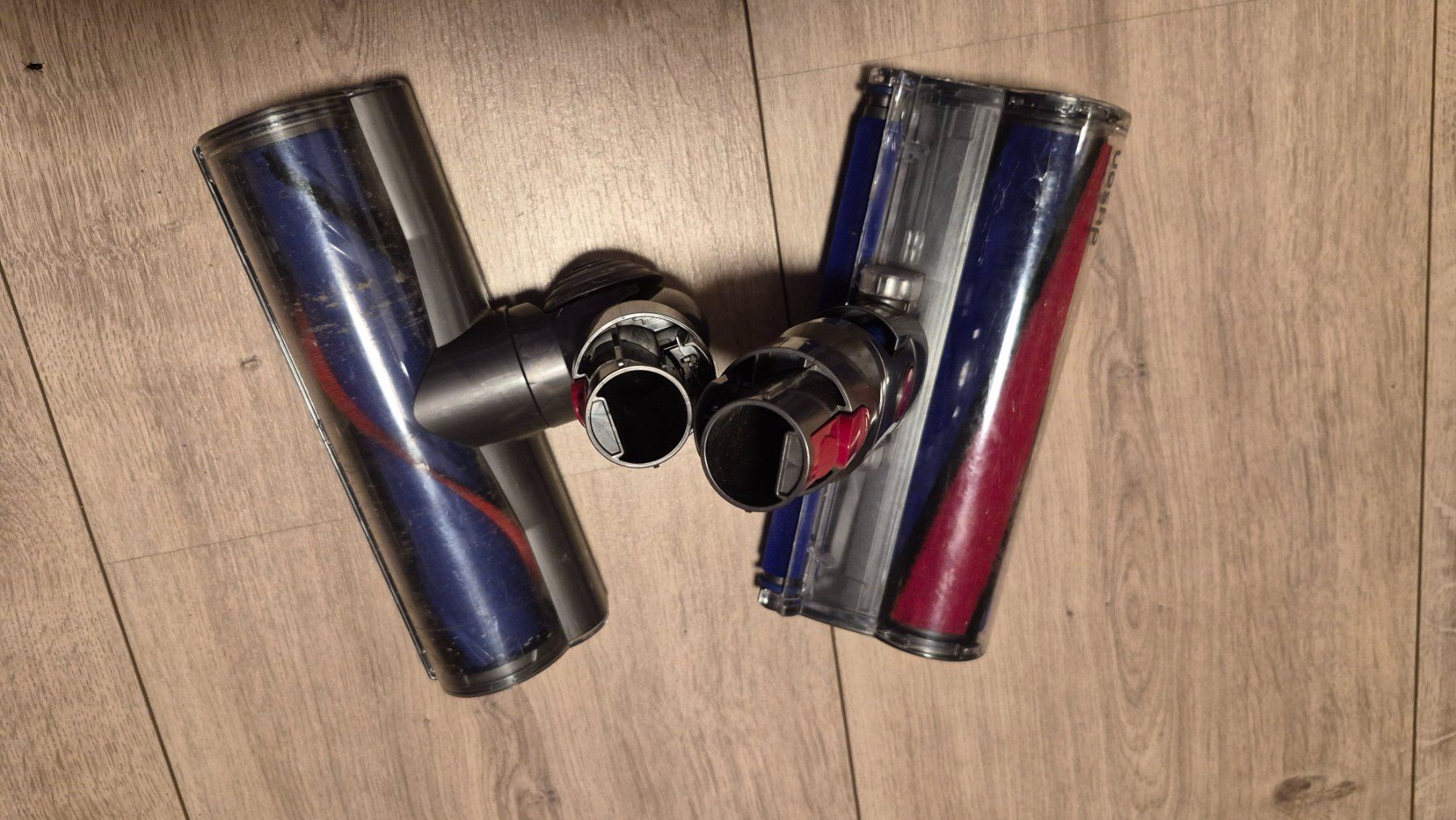 Dyson Staubsauger & Zubehör: Dyson  2 Stück – Gebraucht aus Bonau von Jaco82 1