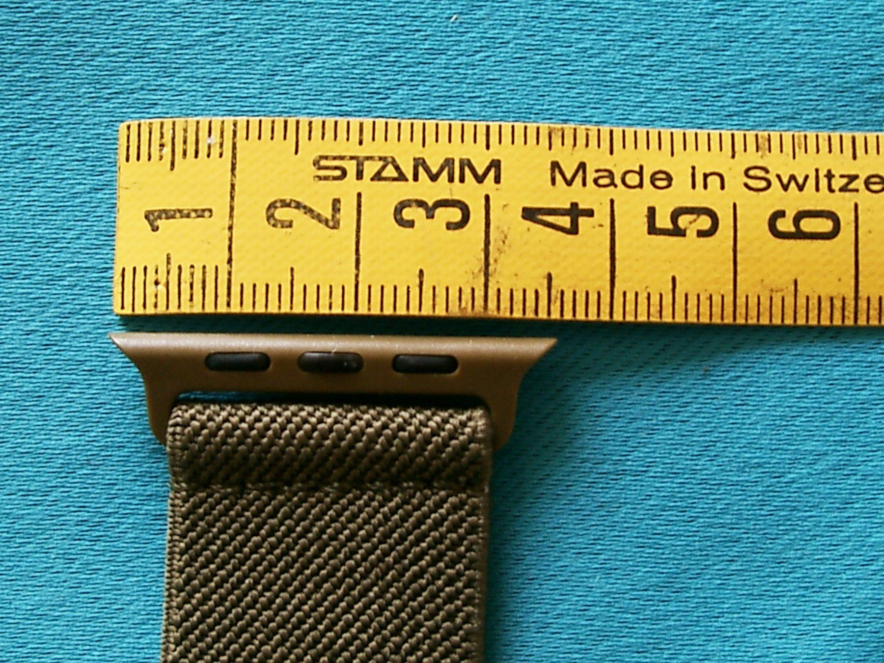 Apple Bracciali & Braccialetti: Apple Watch Elastik Armband, Stegbreite 35mm – Nuovo e nell'imballaggio originale da Laupen ZH venduto da tonisculati 2