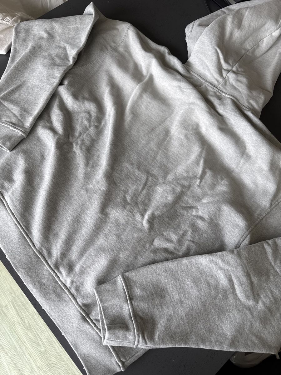 Maglioni & Felpe: No Faith Studios Zipper L grau originalverpackt – Nuovo e nell'imballaggio originale da Schnottwil venduto da Garuso 4
