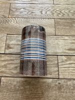 Vase mit Streifen