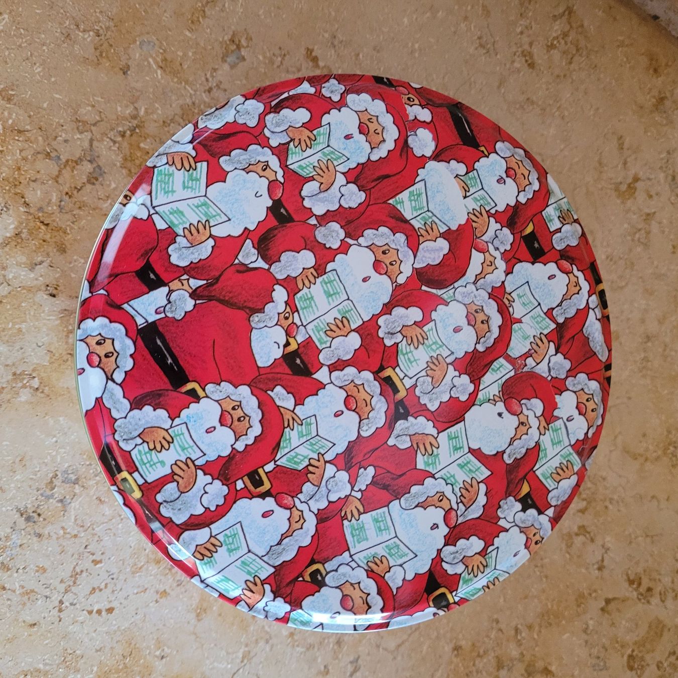 Sonstige Dekorationen & Accessoires: Blechdose Samichlaus; Grösse 16.5 cm Durchmesser – Gebraucht aus Hondrich von Ebro01