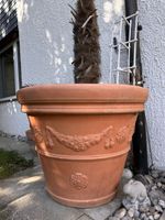 Grosser Terrakotta Blumentopf mit Motiv