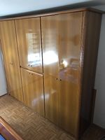 Armadio, comodini e cassettiera