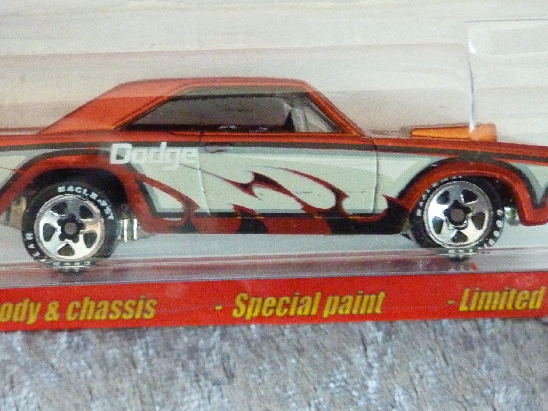 Dodge Voitures modèles: Dodge Dart 1970 HW Classics  1:64 – Neuf avec emballage d'origine à Dürrenäsch par Cobra1ch 2