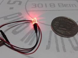 LED 2x5x7mm verkabelt, 12V DC, klar/rot