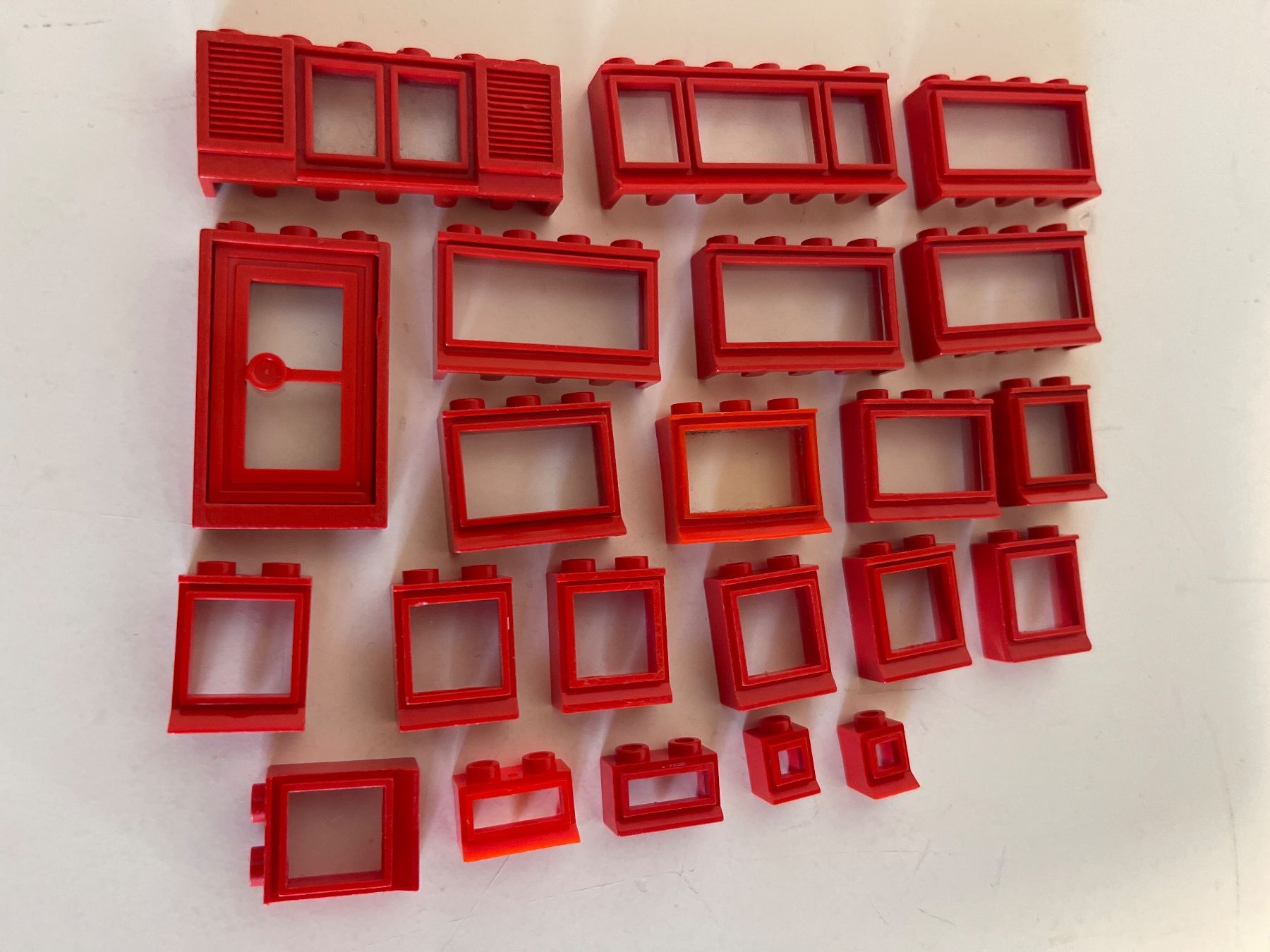 Lego Spielzeuge: Lego - alte rote Fenster – Gebraucht aus Gelterkinden von cobra0110 1