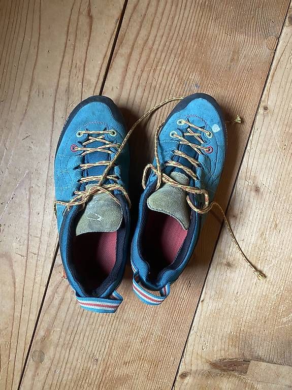 Scarpe da donna: Zustiegsschuhe – Usato da Ebnat-Kappel venduto da hae_x5tq