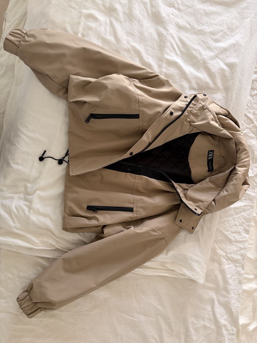 Zara Giacche: Zara cropped Winterjacke – Nuovo (secondo la descrizione) da Winterthur venduto da emi_cgg7