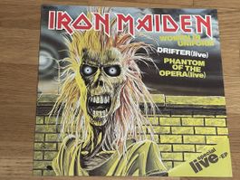 Iron Maiden 1980. Maxi. special live EP. Women in Uniform