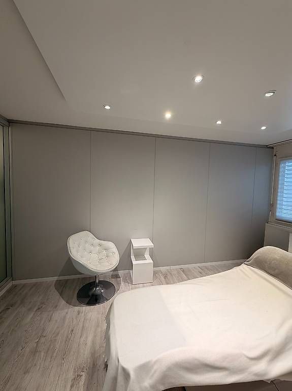 Kosmetik-& Massageliegen: Kosmetikliege  – Gebraucht aus Winterthur von lau_spc7