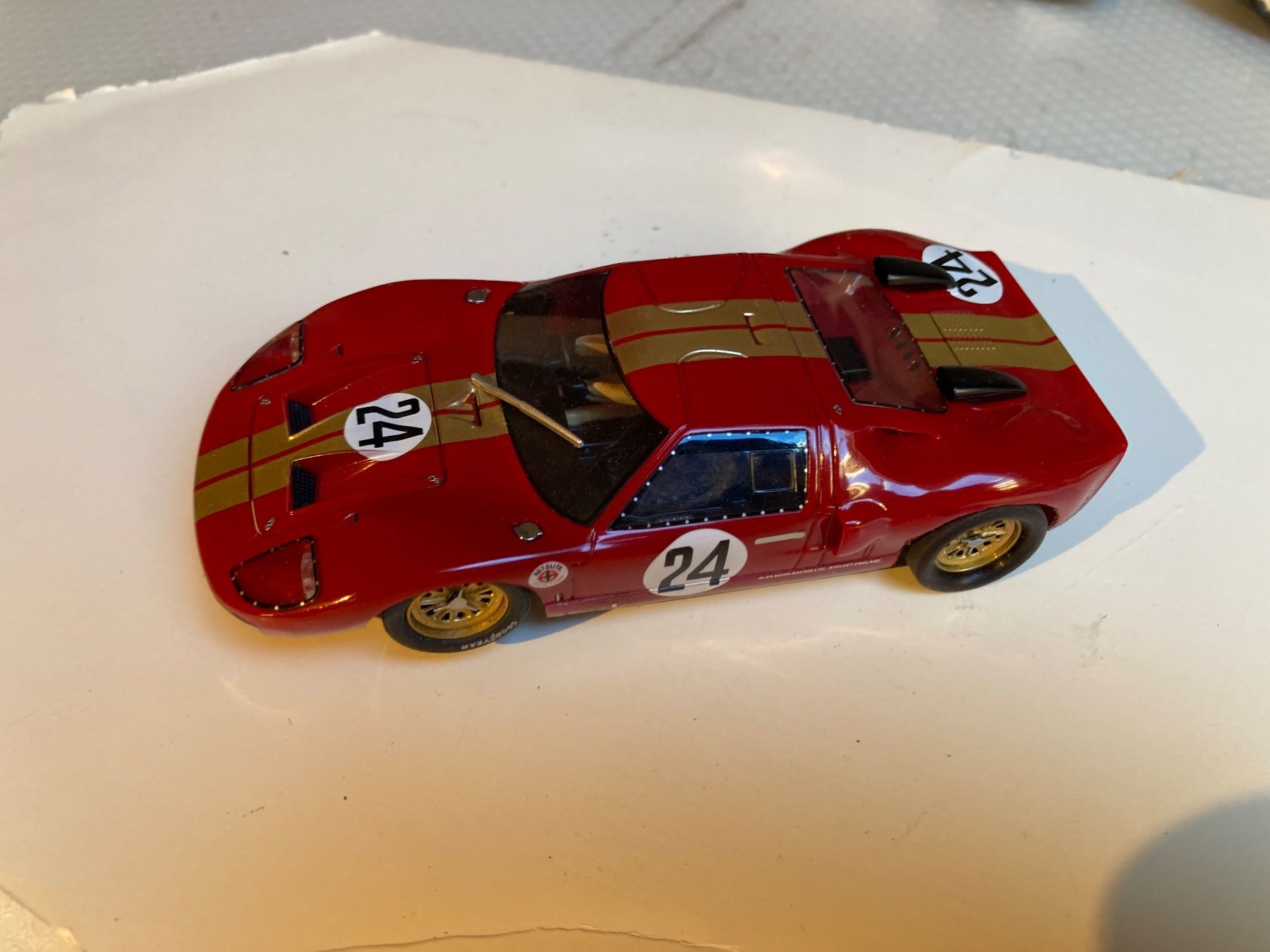 Piste: GT-40 Sebring von Slot-it – Usato da Egg b. Zürich venduto da jschaeffeler 1