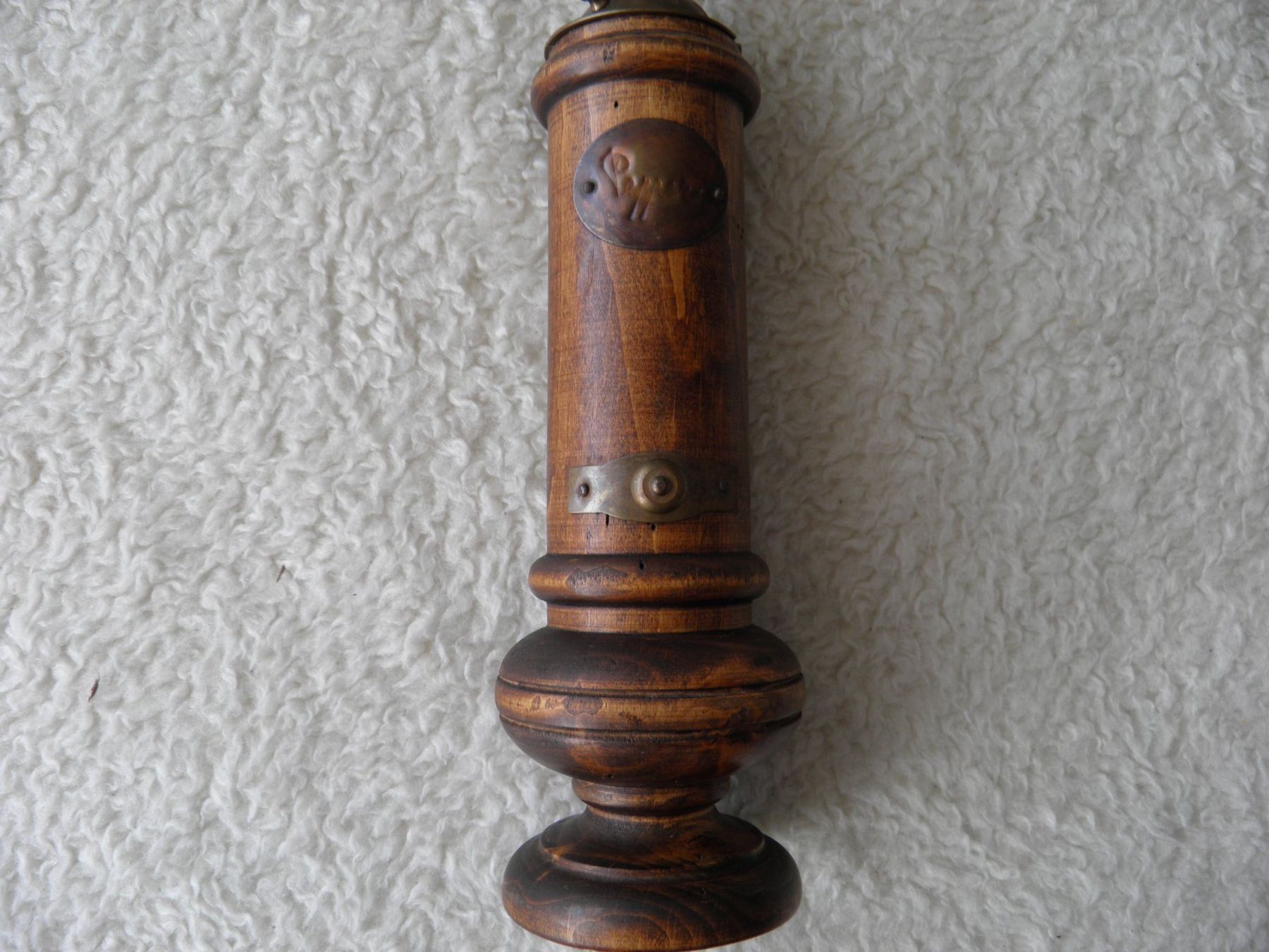 Elettrodomestici da cucina: Grosse Vintage Pfeffermühle – Usato da Triesen FL venduto da Trigon 4