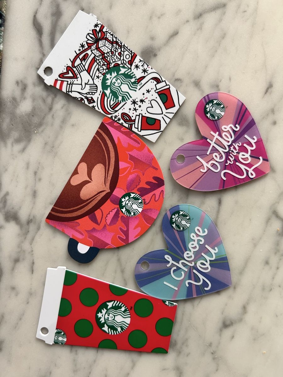 Cartoline: 5 Starbucks plastic gift cards for collectors – Usato da Biel/Bienne venduto da zit_v5yc