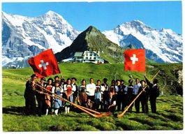 GRINDELWALD Trachtengruppe, Alphornbläser, Fahnenschwinger