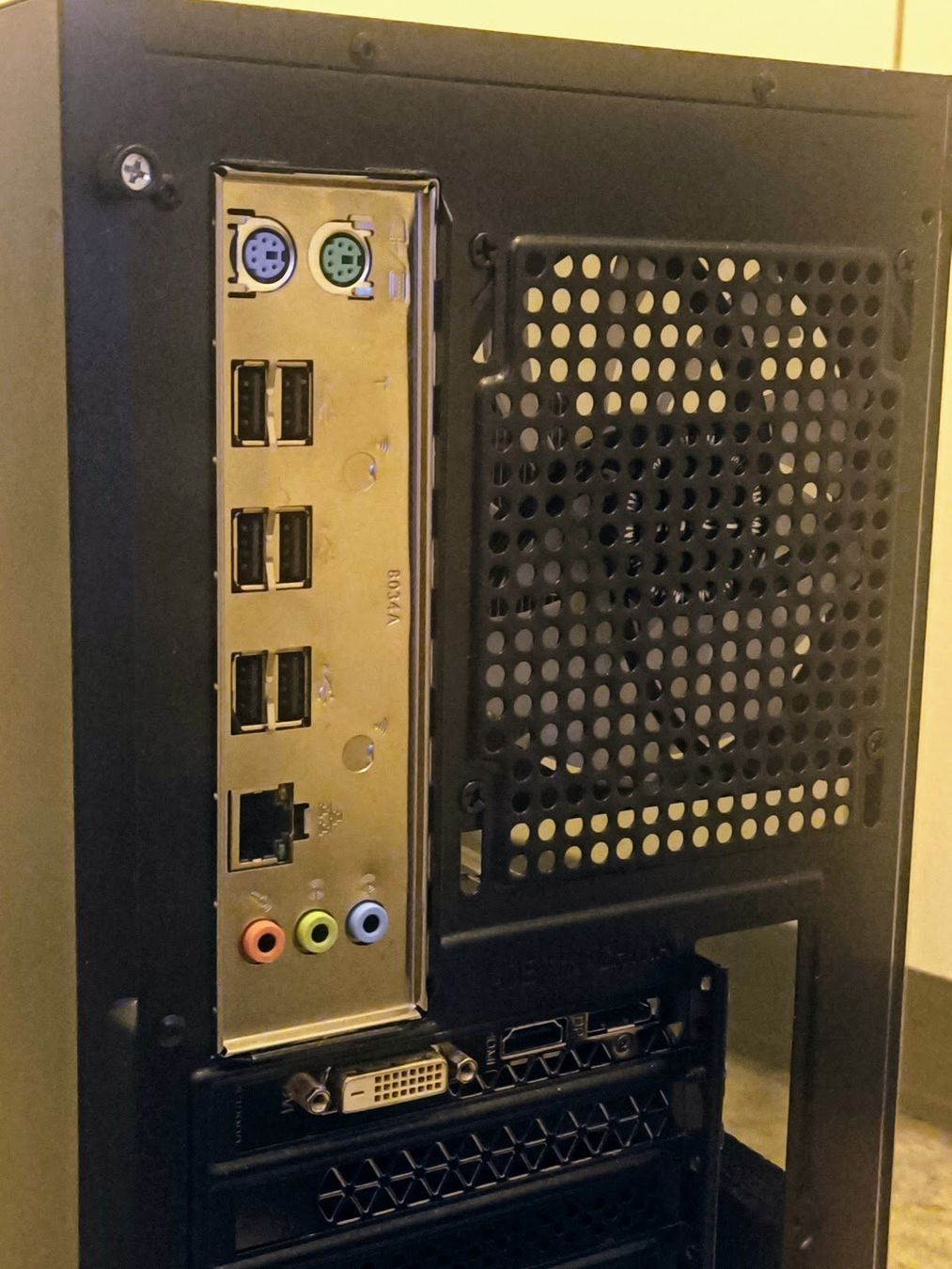 PC: Gaming PC Intel Xeon E5-2640 v4 16GB RAM – Usato da Trogen venduto da on8airsauerstoff 3