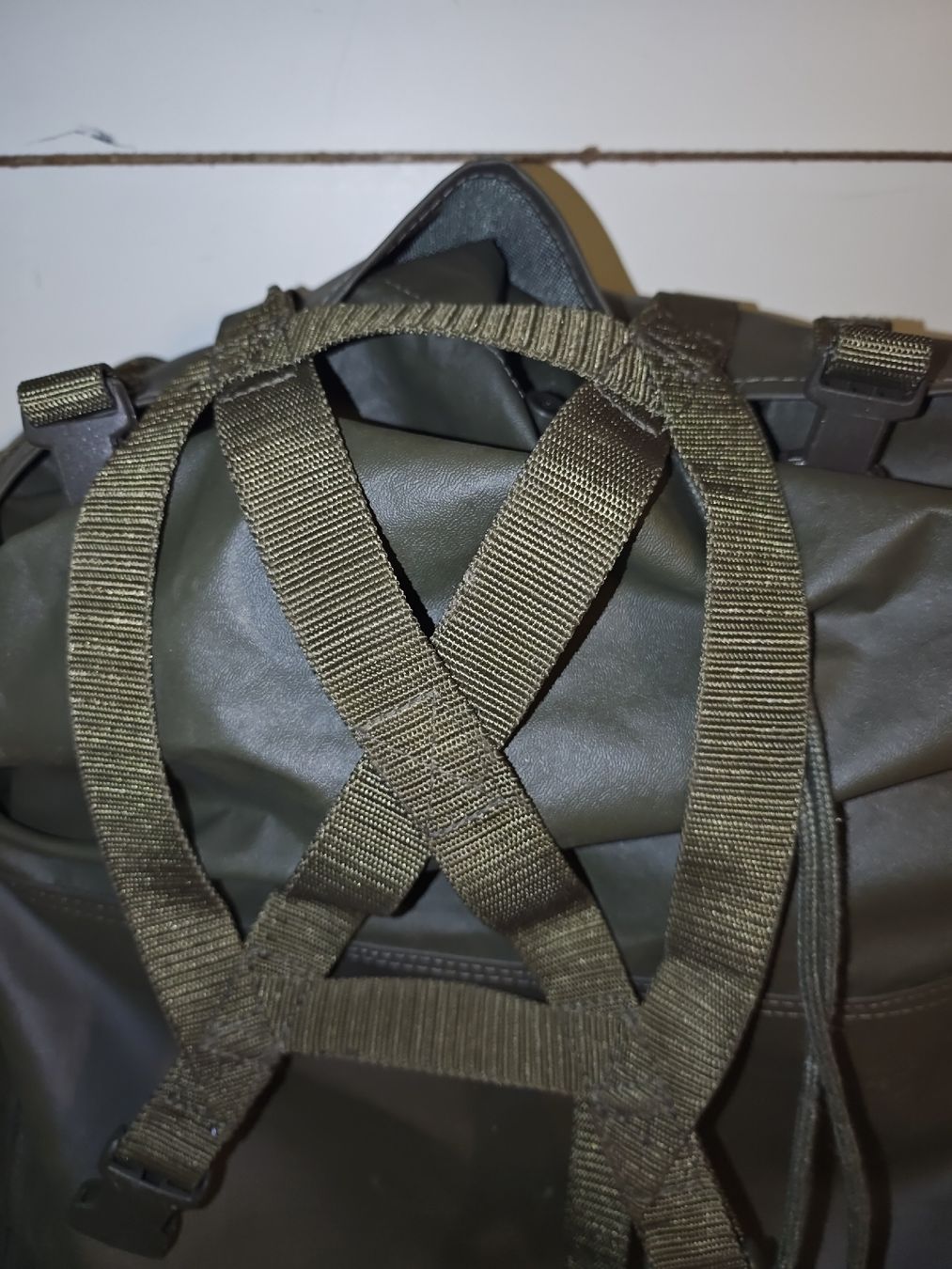 Schweizer Armee Zaini: Armee Rucksack Robust. (nov661) – Usato da Künten venduto da Schnaepplihuus 2