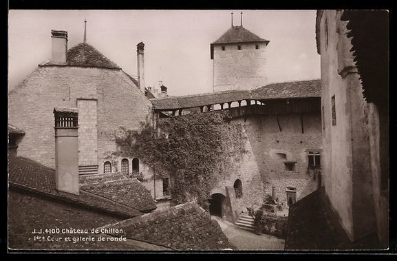 Cartoline postali: Château de Chillon, Cour et galerie de  – Usato da Berlin venduto da bartko-reher