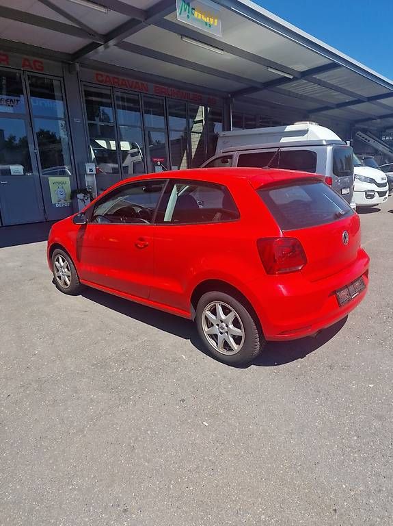 VW Autos: VW Polo – D'occasion à Baar par ver_z7lm 1