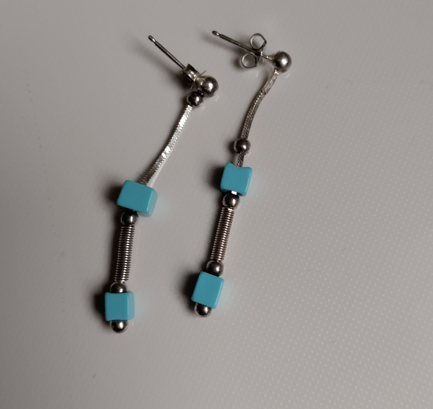 Orecchini pendenti & Orecchini a lobo: FLIPPIGE OHRRINGE SILBER 925 – Usato da Romanshorn venduto da BoutiqueA