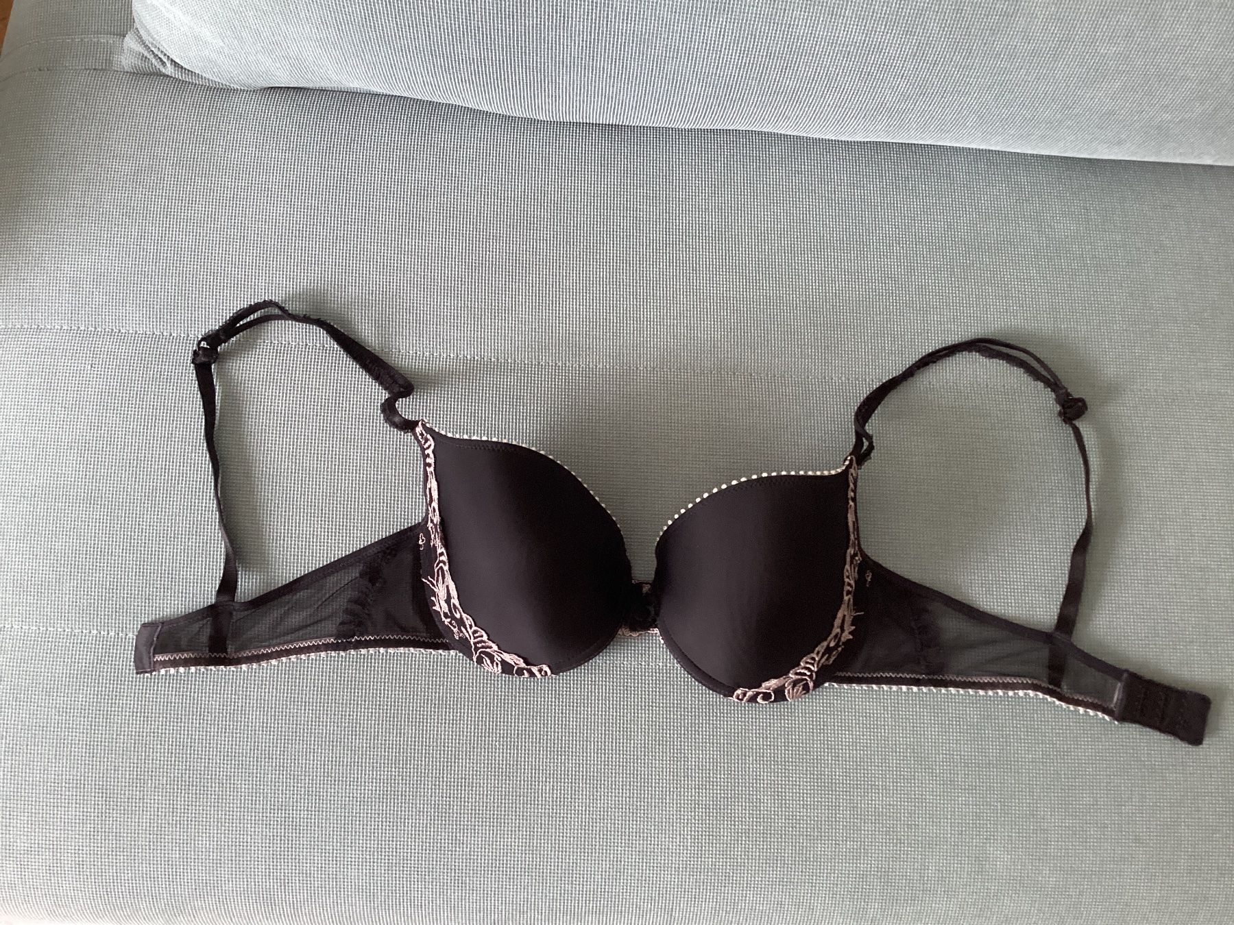 Passionata Altra biancheria intima: Passionata BH Grösse 75C – Usato da Riehen venduto da Inerv03