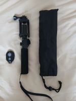 Almost new! Selfie Stick Tripod with Remote Shutter, Phone H