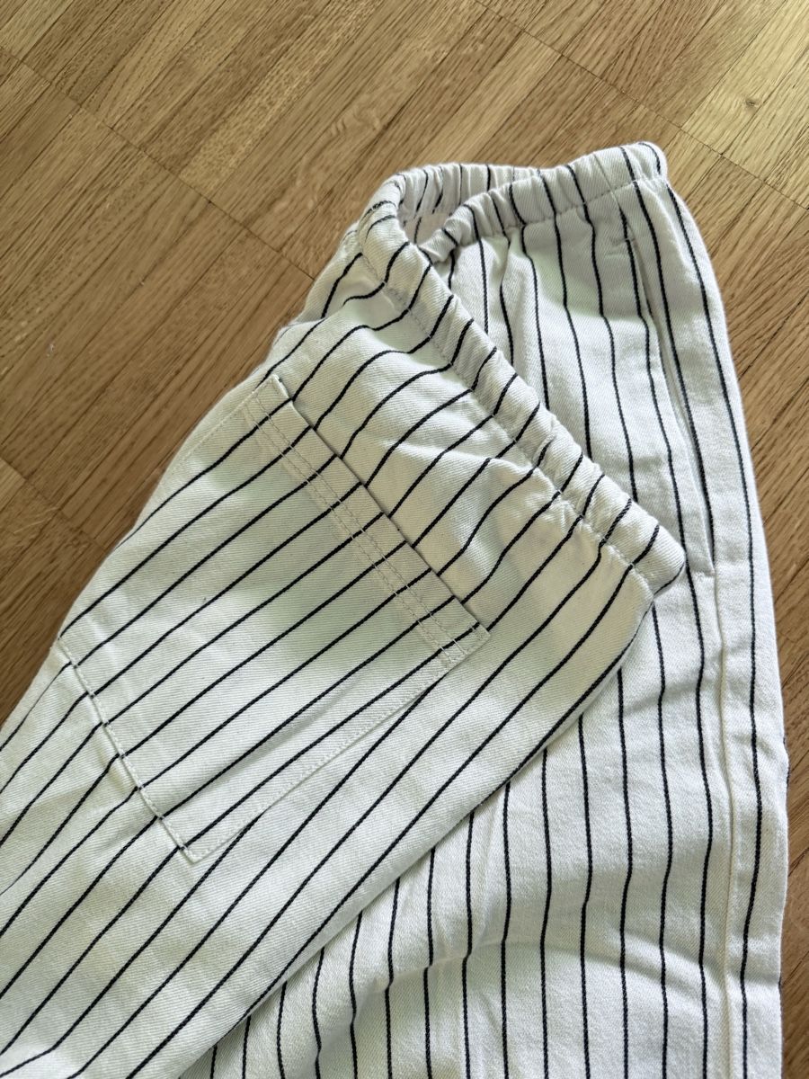 H&M Pantaloni: Pantalon été  – Usato da Monthey venduto da sen_6ckr 3