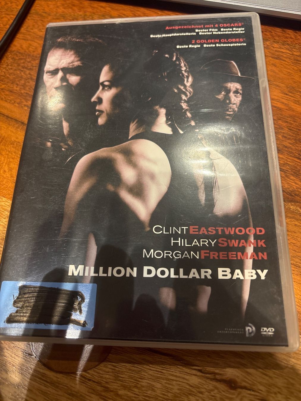 Tutti i DVDs: Million Dollar Baby DVD – Usato da Andwil SG venduto da schmei