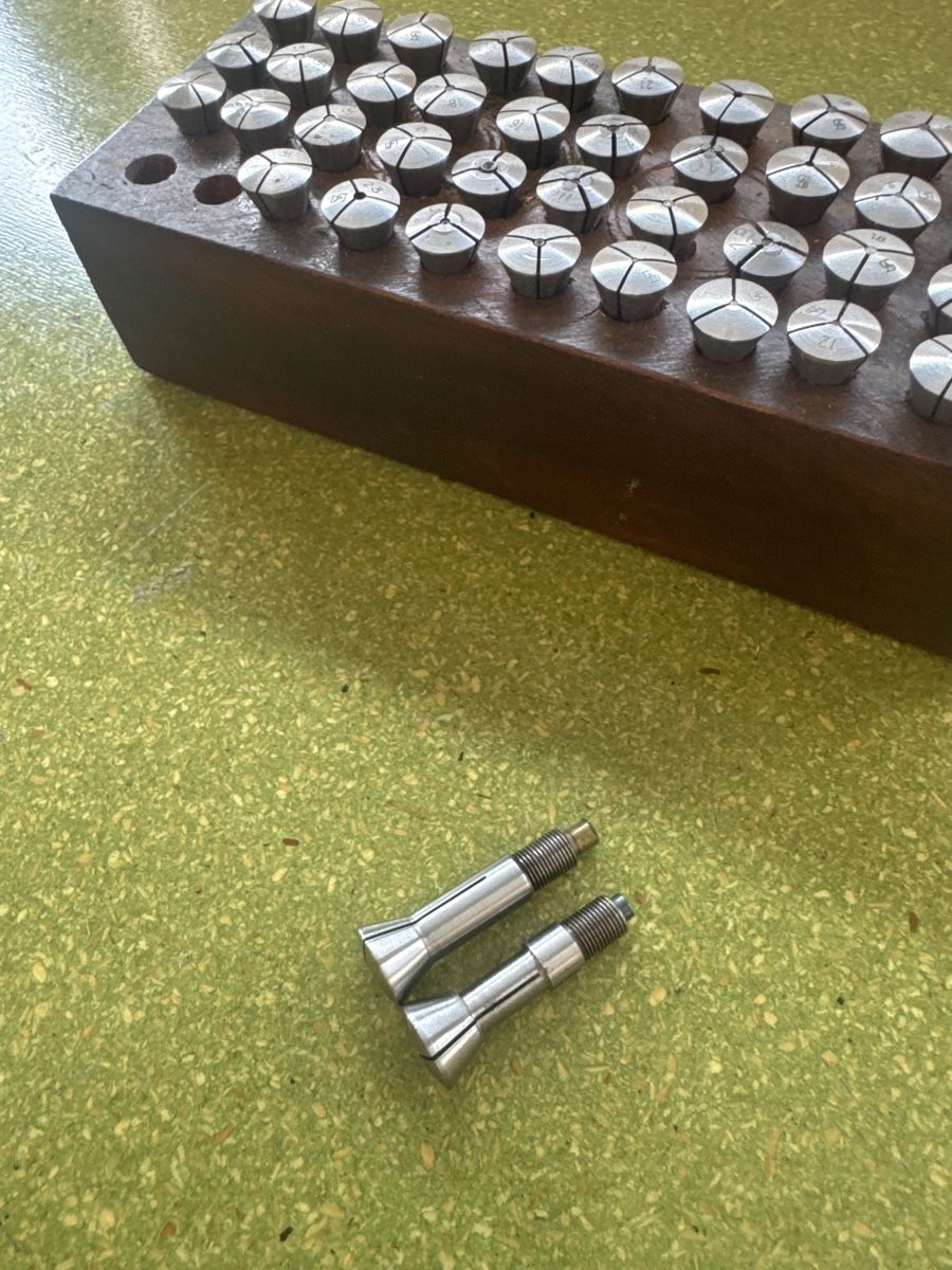 Schaublin Alle Werkzeuge: Pince Schaublin B8 à  Schaublin, lot complet avec support – Gebraucht aus Aarberg von SNMachines 6