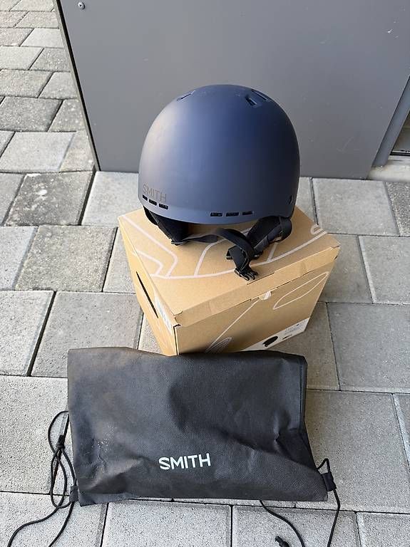Helme: SMITH Holt Skihelm 55-59cm – Gebraucht aus Werdenberg von szekely.tamas