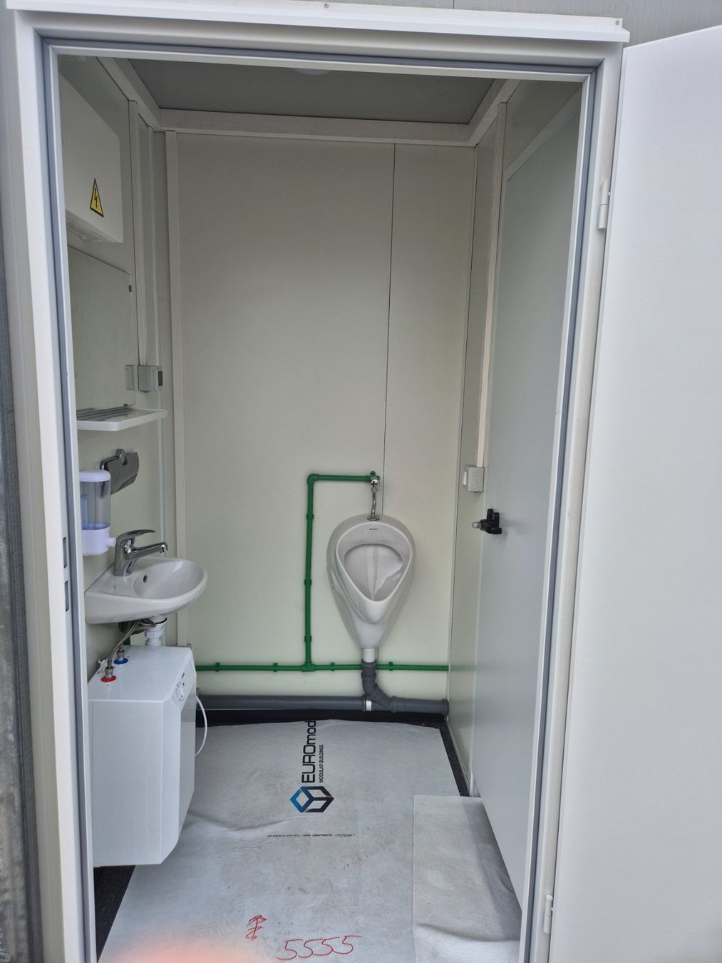 Contenitori edile: Herrentoilette, Sanitärcontainer, WC Container, Container – Nuovo (secondo la descrizione) da Galgenen venduto da contdeluxe 1