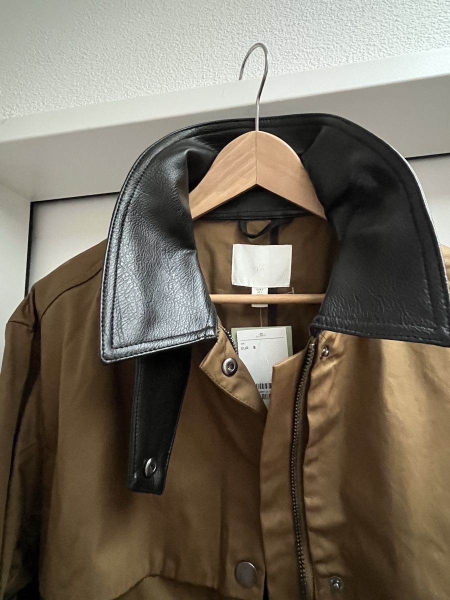 H&M Cappotti: Regenparka – Usato da Jona venduto da Nipponsun 1