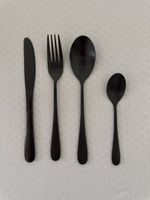 Besteck Set 4-teilig schwarz matt