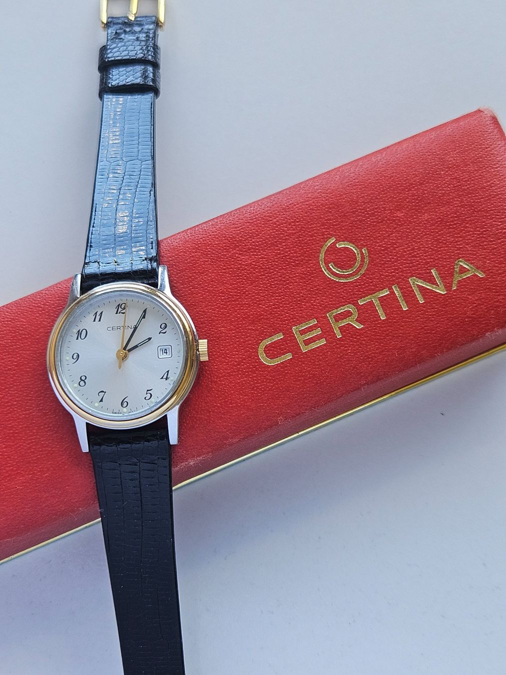 Certina Orologi: Certina Date Quartz Damenuhr mit Box – Usato da Berikon venduto da mmm21