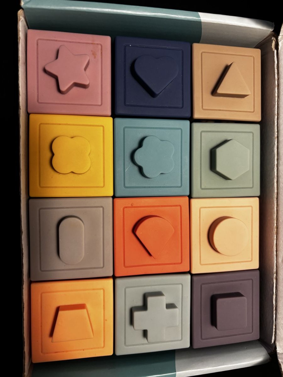 Jouets: Bausteine silikon babyspielzeug – D'occasion à Zürich par Mbi02 1