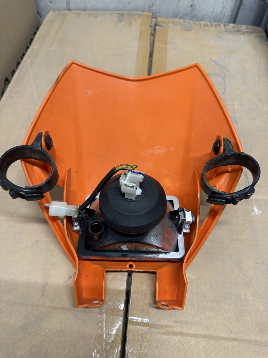 KTM Tutti i ricambio per moto: KTM LC4 Lichtmaske – Usato da Erlinsbach SO venduto da n123h 1