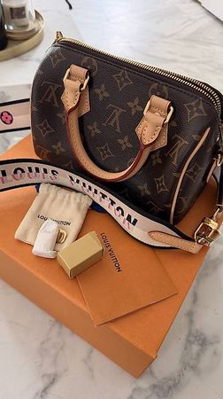 LOUIS VUITTON SPEEDY BANDOULIÈRE 20  MONOGRAM  NEU