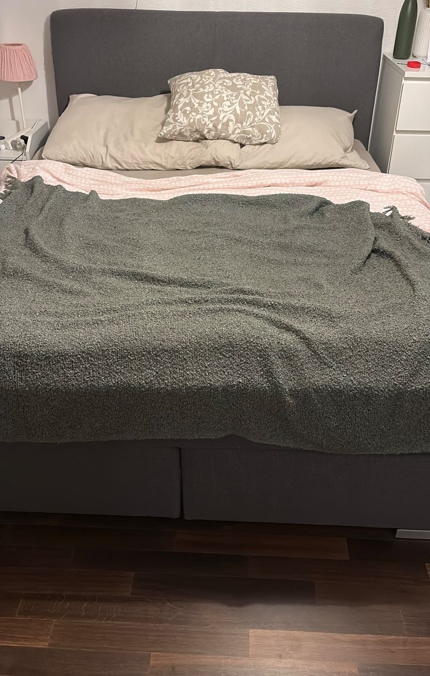 Letti: Boxspringbett – Usato da Olten venduto da Silja1997