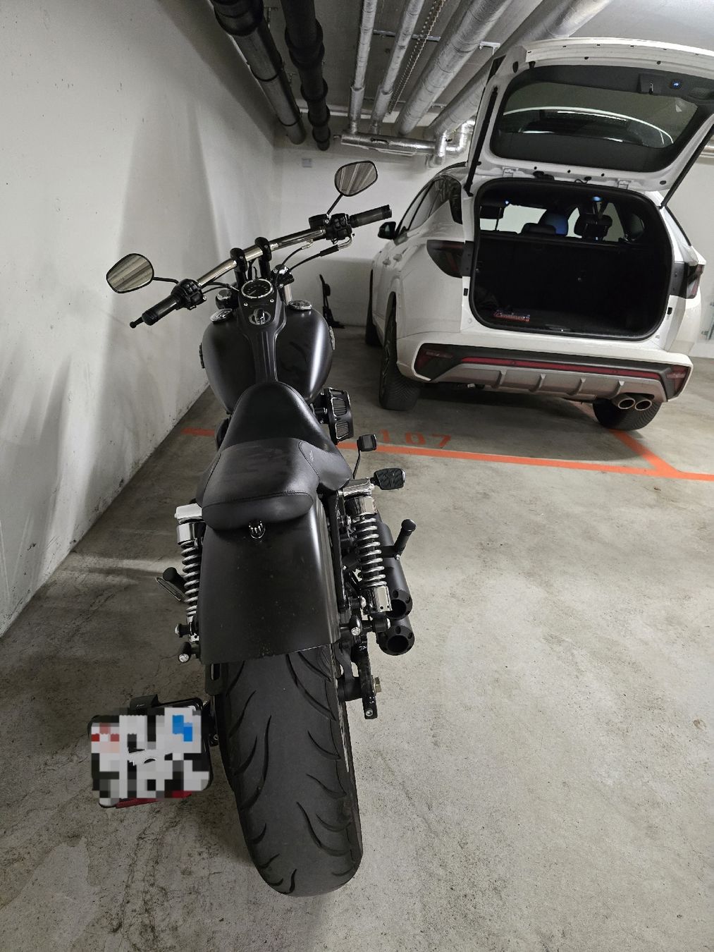 Harley-Davidson Chopper: Harley-Davidson Street Bob FXDBC 103 – Usato da Obfelden venduto da CTRturbo 3